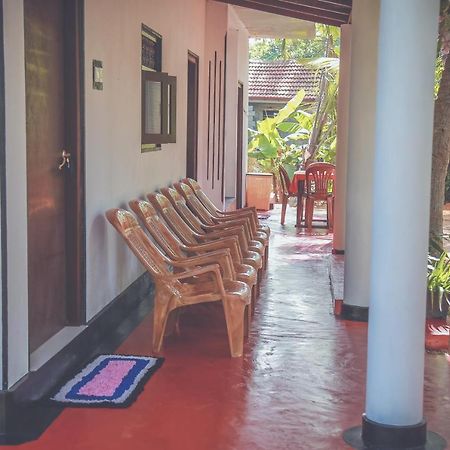 Hikka Surf Hostel 히카두와 외부 사진