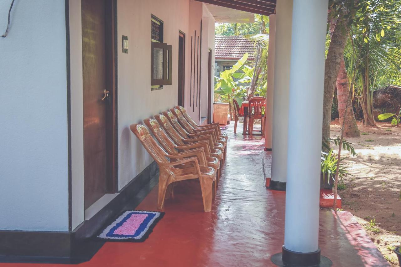 Hikka Surf Hostel 히카두와 외부 사진